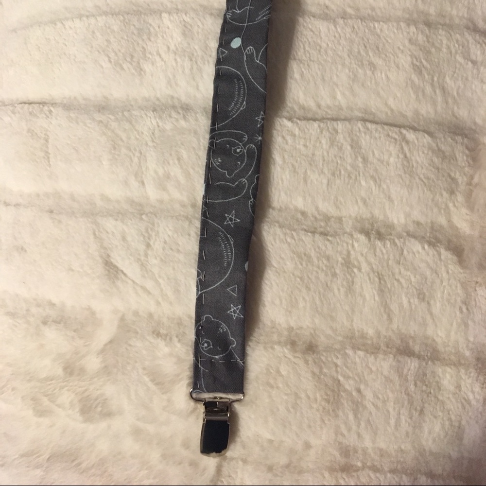 Baby boys pacifier clip